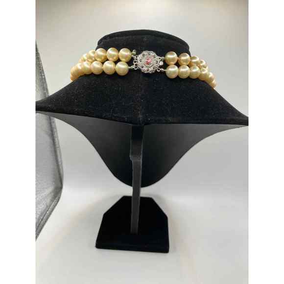 Double Strands of Faux Pearl Off White Necklace Vintage! - Picture 7 of 9